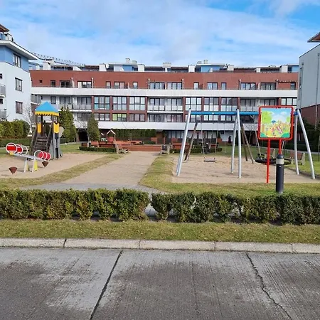 Piaskowy Jantar 2 * 科沃布热格