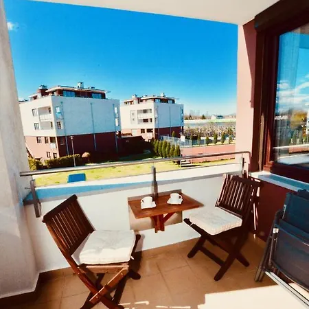 公寓 Piaskowy Jantar 2 *