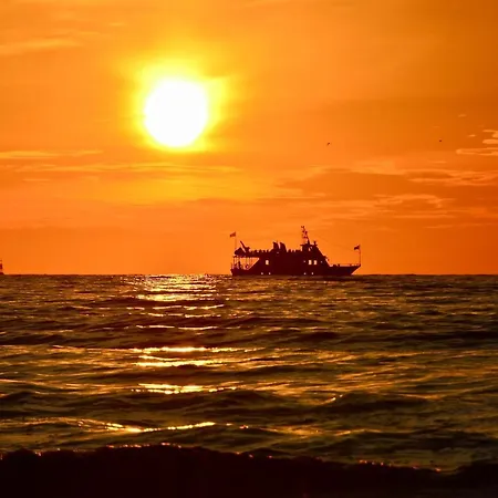 Piaskowy Jantar 2 アパート *